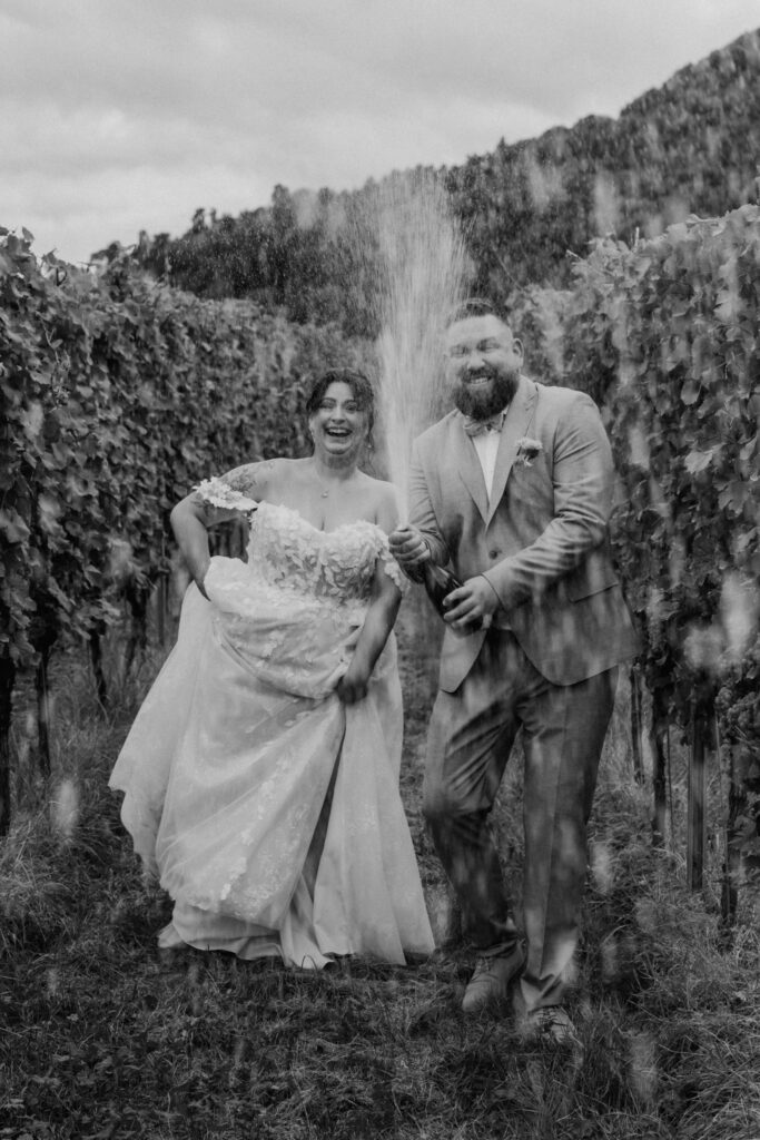 vineyard-bridal-portraits-anna-kuhn