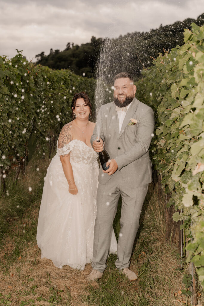 Hochzeitskoordination mit Weinbergblick im malerischen Rheingau bei Mainz